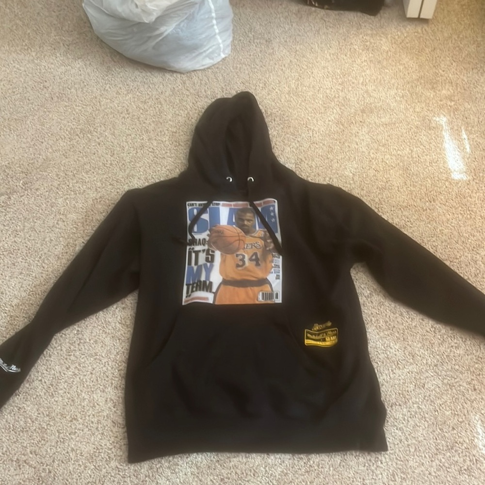 Mitchel and ness shaq slam magazine hoodie